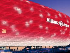 开云体育在线-足球与篮球的周末交响曲，英超焦点战与开拓者淘汰赛的双重奏