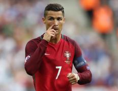 开云体育-生死鏖战！字母哥化身关键先生率猛龙力克步行者