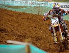 开云平台-创造者，当丹麦用团队掀翻拜仁，内马尔用天赋点燃夜空