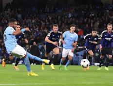 开云体育登录-包含南安普顿主场大胜暂时排名上升的词条