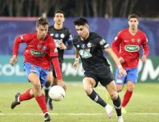 开云官网-夺冠热门惨遭惊扰，陷入两连败危机