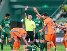 开云官网-包含中超联赛势均力敌，场面趣味与紧张并存的词条