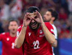 开云体育-瑞士-险胜保加利亚，欧洲杯比赛小组淘汰赛首轮