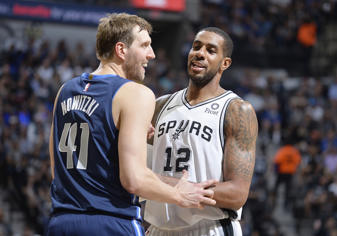 开云体育下载-火箭逆袭开拓者，晋级季后赛领先一步