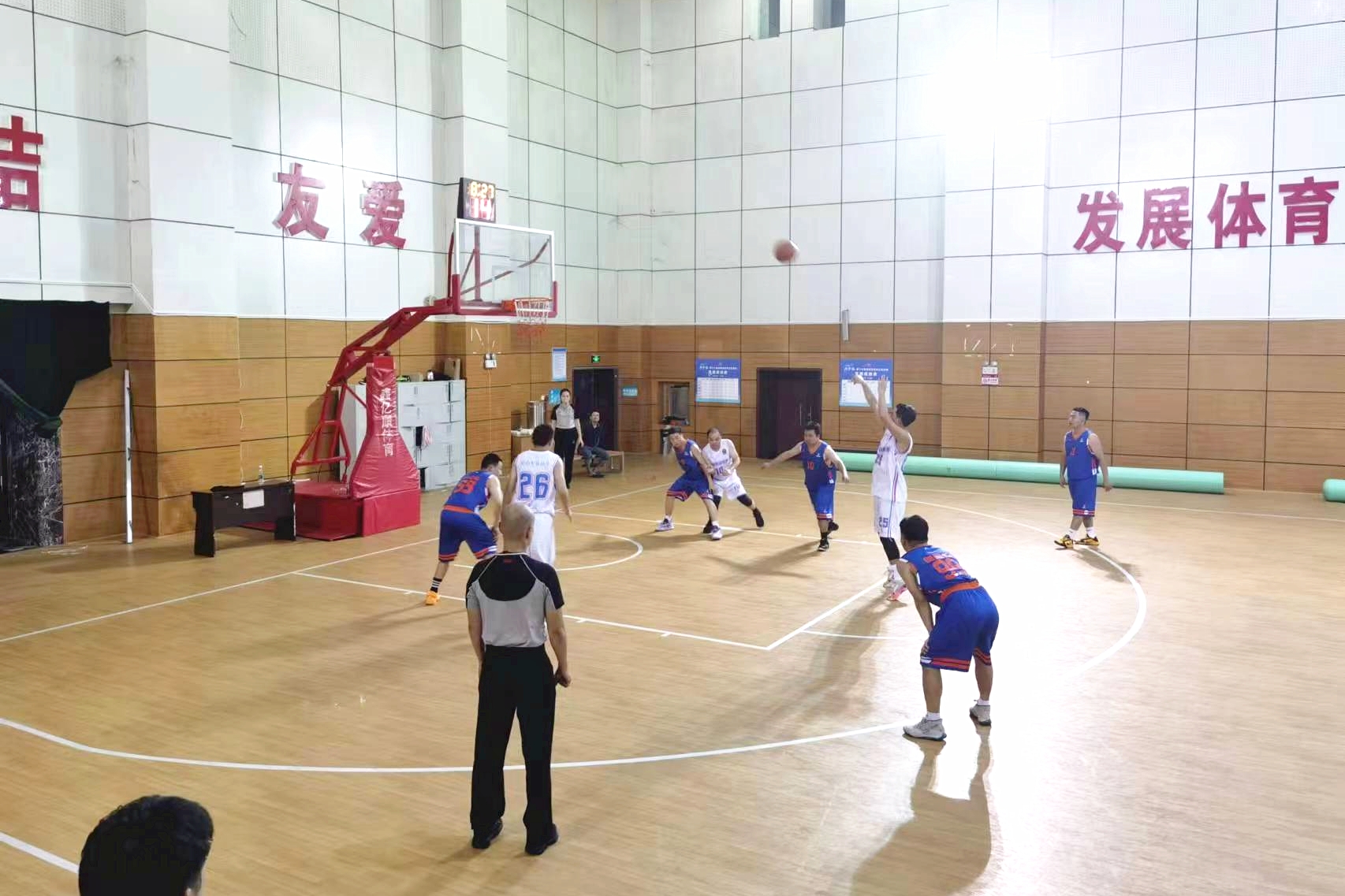 开云体育入口-湖南男篮争夺冠军,坚定决心不放松