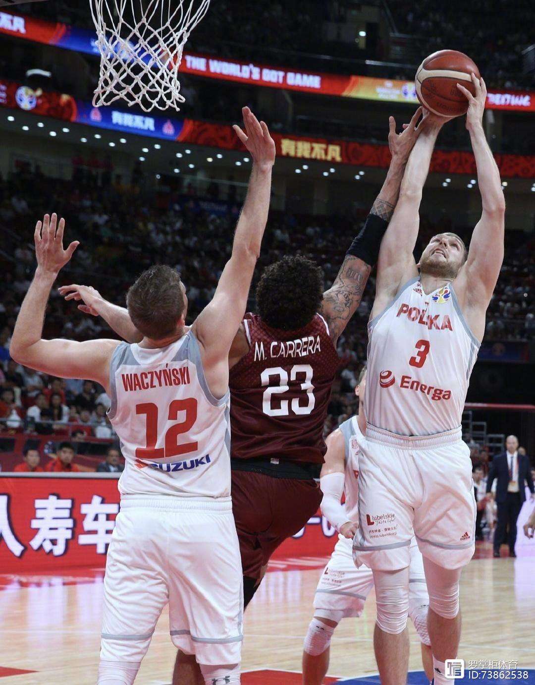 开云体育官网-中国队轻取波兰队，王皓点燃赛场