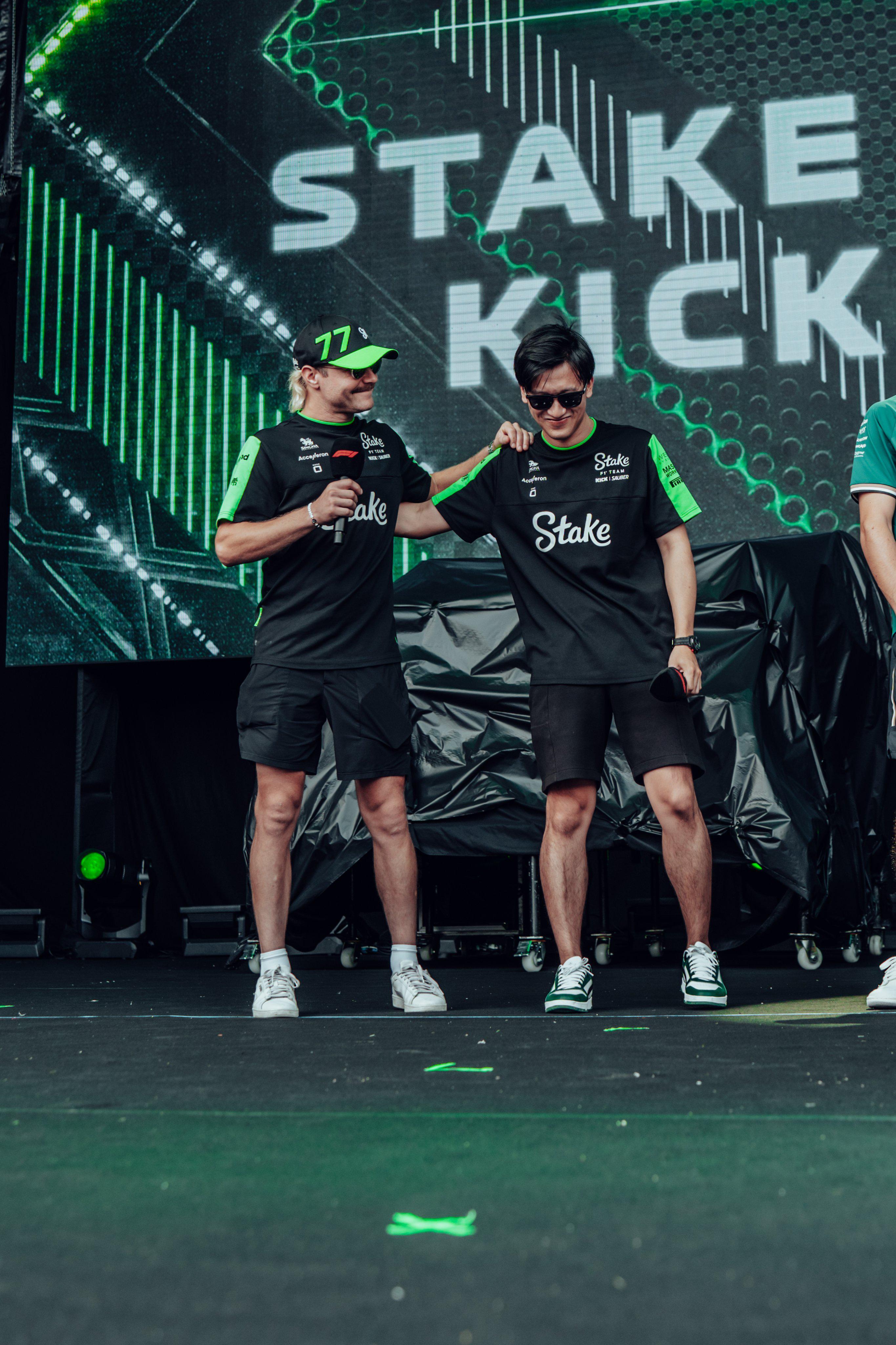 开云体育入口-包含迈凯伦险胜雷诺车队,周冠宇关键制胜的词条